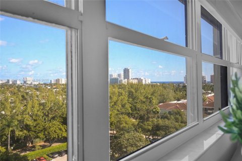 Condominio en alquiler en Fort Lauderdale, Florida, 2 dormitorios, 122.63 m2 № 2054459 - foto 23