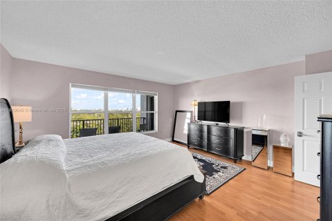 Condominio en alquiler en Fort Lauderdale, Florida, 2 dormitorios, 122.63 m2 № 2054459 - foto 15