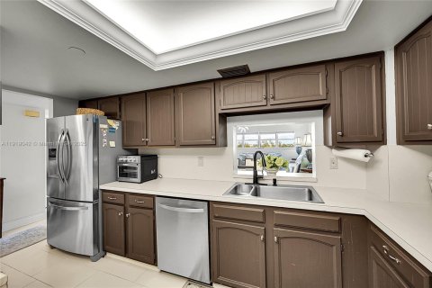 Condominio en alquiler en Fort Lauderdale, Florida, 2 dormitorios, 122.63 m2 № 2054459 - foto 9