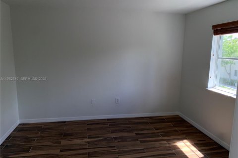Townhouse in Homestead, Florida 2 bedrooms, 108.32 sq.m. № 2046738 - photo 28