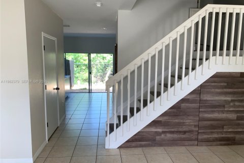 Townhouse in Homestead, Florida 2 bedrooms, 108.32 sq.m. № 2046738 - photo 24