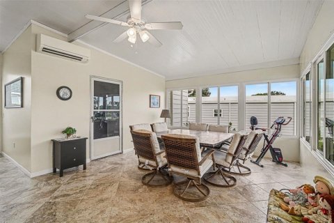 Copropriété à vendre à Zellwood, Floride: 2 chambres, 188.41 m2 № 2400899 - photo 11