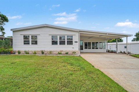 Copropriété à vendre à Zellwood, Floride: 2 chambres, 188.41 m2 № 2400899 - photo 2