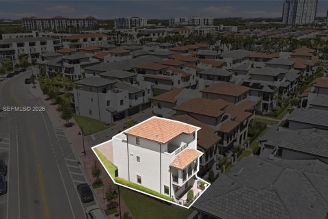 Townhouse in Doral, Florida 3 bedrooms, 179.21 sq.m. № 2172591 - photo 28