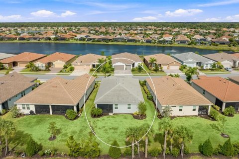 House in Venice, Florida 3 bedrooms, 179.86 sq.m. № 2347226 - photo 29