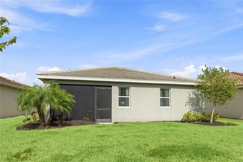 House in Venice, Florida 3 bedrooms, 179.86 sq.m. № 2347226 - photo 27