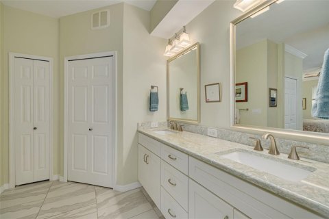 Condo in Palm Harbor, Florida, 2 bedrooms  № 1644357 - photo 18