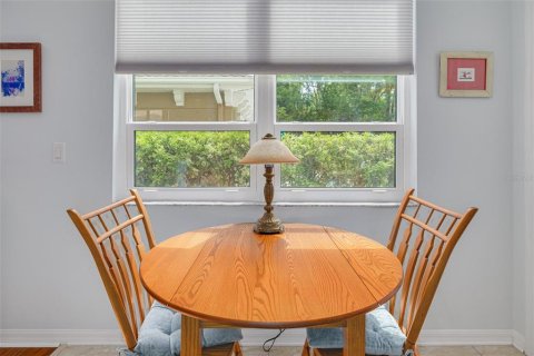 Condo in Palm Harbor, Florida, 2 bedrooms  № 1644357 - photo 11