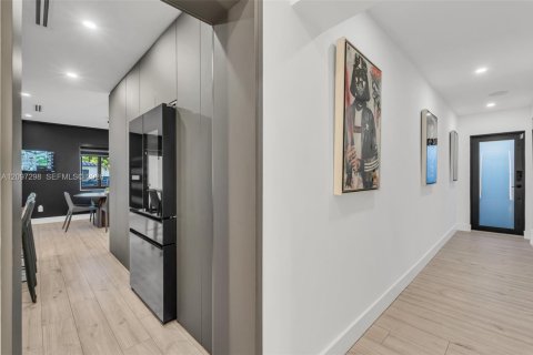 Villa ou maison à vendre à Miami, Floride: 3 chambres, 107.86 m2 № 2391942 - photo 24