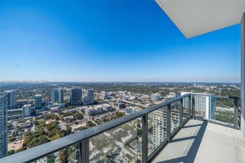 Condo in Miami, Florida, 4 bedrooms  № 2026811 - photo 28