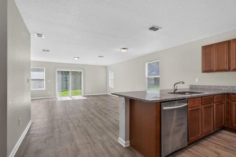 Casa en venta en Jacksonville, Florida, 4 dormitorios, 143.35 m2 № 2096188 - foto 5