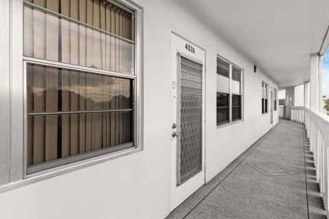 Купить кондоминиум в Дирфилд-Бич, Флорида 3 комнаты, 92.9м2, № 2250362 - фото 9