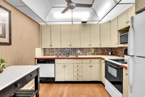 Купить кондоминиум в Дирфилд-Бич, Флорида 3 комнаты, 92.9м2, № 2250362 - фото 28