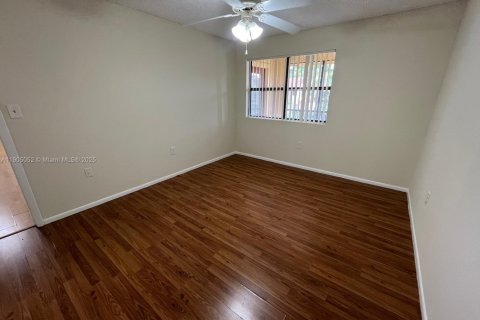 Снять в аренду кондоминиум в Майами, Флорида 1 спальня, 69.4м2, № 1955241 - фото 12