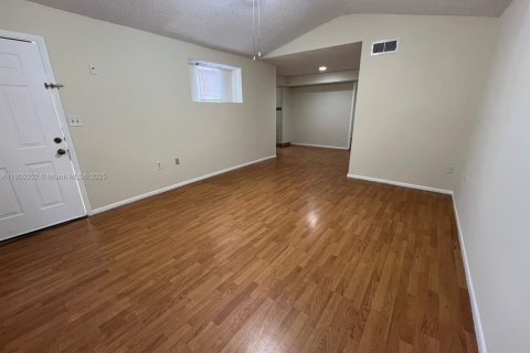 Снять в аренду кондоминиум в Майами, Флорида 1 спальня, 69.4м2, № 1955241 - фото 13