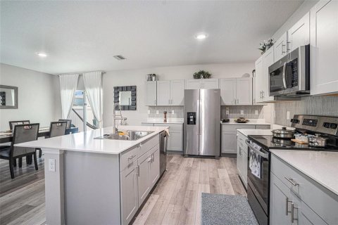 Casa en venta en Riverview, Florida, 5 dormitorios, 229.1 m2 № 1847811 - foto 8