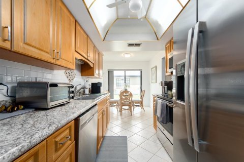 Casa en alquiler en Palm Harbor, Florida, 2 dormitorios, 114.27 m2 № 1914640 - foto 9