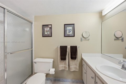 Condominio en alquiler en Fort Lauderdale, Florida, 2 dormitorios, 124.86 m2 № 2077450 - foto 16