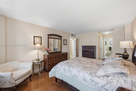 Condominio en alquiler en Fort Lauderdale, Florida, 2 dormitorios, 124.86 m2 № 2077450 - foto 15