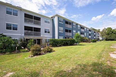 Condo in Longwood, Florida, 2 bedrooms  № 2211959 - photo 17