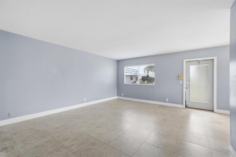 Condo in Delray Beach, Florida, 2 bedrooms  № 2253568 - photo 5