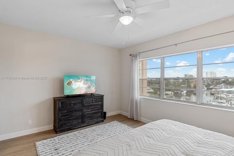 Condominio en venta en Lauderdale-by-the-Sea, Florida, 2 dormitorios, 79.9 m2 № 1480225 - foto 26
