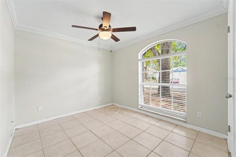 House in Tampa, Florida 3 bedrooms, 136.57 sq.m. № 2111395 - photo 11