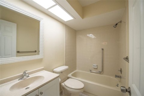 Condominio en venta en Palm Harbor, Florida, 2 dormitorios, 114.27 m2 № 1902425 - foto 25