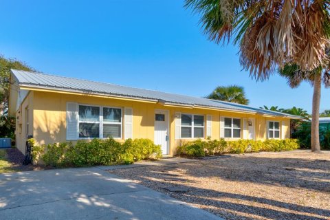 Villa ou maison à New Smyrna Beach, Floride 4 chambres, 167.22 m2 № 2103403