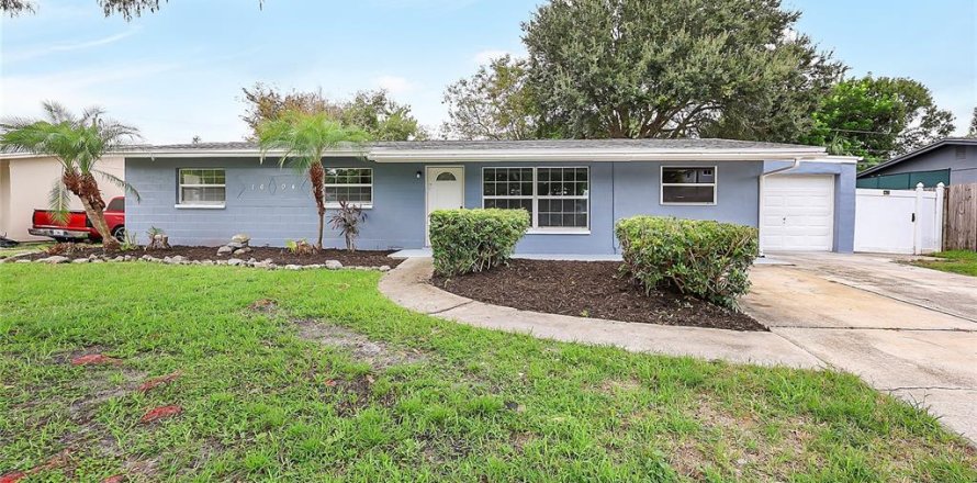 Villa ou maison à Melbourne, Floride 3 chambres, 118.17 m2 № 2406702
