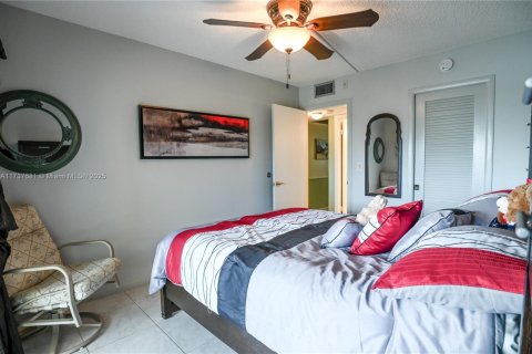 Condominio en venta en Deerfield Beach, Florida, 2 dormitorios, 92.9 m2 № 1935820 - foto 29