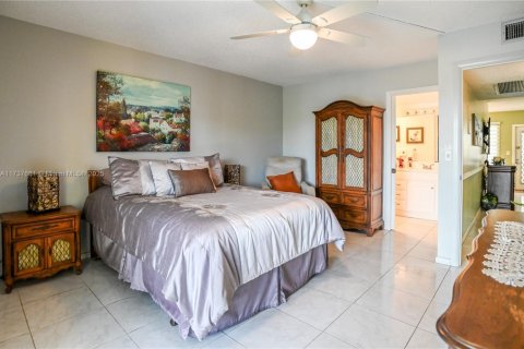 Condominio en venta en Deerfield Beach, Florida, 2 dormitorios, 92.9 m2 № 1935820 - foto 20