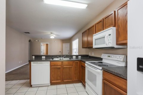 Villa ou maison à louer à Apollo Beach, Floride: 4 chambres, 119.1 m2 № 1905096 - photo 3