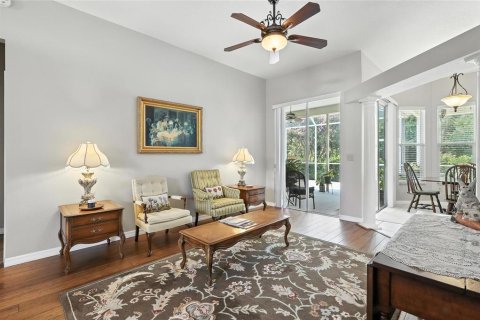 House in Tampa, Florida 3 bedrooms, 188.5 sq.m. № 1884426 - photo 9