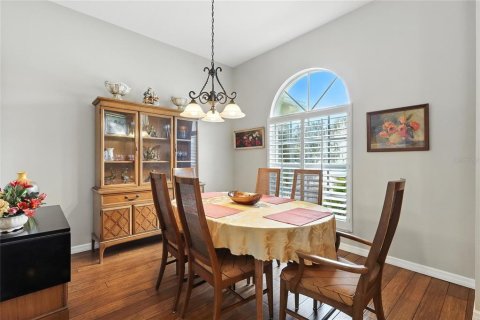 House in Tampa, Florida 3 bedrooms, 188.5 sq.m. № 1884426 - photo 5