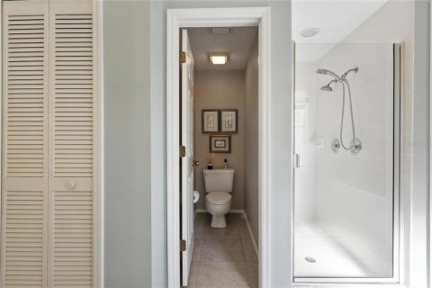 House in Tampa, Florida 3 bedrooms, 188.5 sq.m. № 1884426 - photo 18