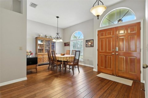 House in Tampa, Florida 3 bedrooms, 188.5 sq.m. № 1884426 - photo 3