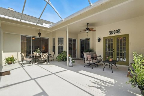 House in Tampa, Florida 3 bedrooms, 188.5 sq.m. № 1884426 - photo 27