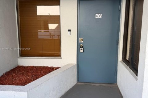 Condo in Miami, Florida, 2 bedrooms  № 2003069 - photo 26