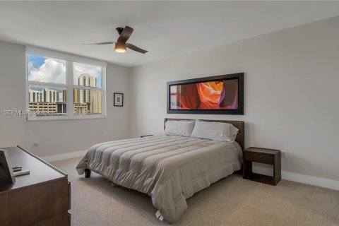 Condo in Sunny Isles Beach, Florida, 2 bedrooms № 2073652 - photo 24