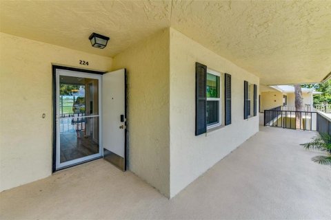 Condominio en alquiler en Sarasota, Florida, 2 dormitorios, 103.86 m2 № 1816814 - foto 5