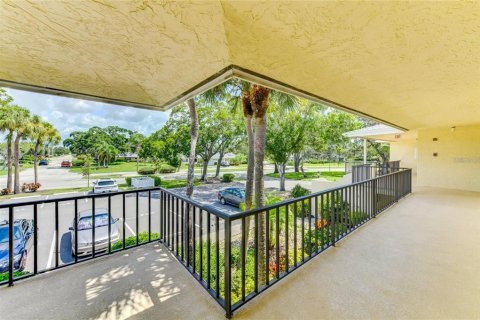 Condominio en alquiler en Sarasota, Florida, 2 dormitorios, 103.86 m2 № 1816814 - foto 16