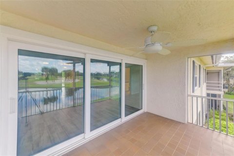 Condominio en alquiler en Sarasota, Florida, 2 dormitorios, 103.86 m2 № 1816814 - foto 4