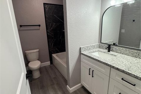 Casa en venta en Lake Wales, Florida, 8 dormitorios, 191.19 m2 № 1902451 - foto 10