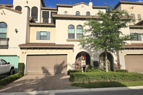 Townhouse in Sunrise, Florida 4 bedrooms, 273.32 sq.m. № 1954747 - photo 1