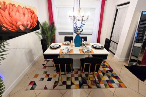 Townhouse in Sunrise, Florida 4 bedrooms, 273.32 sq.m. № 1954747 - photo 13