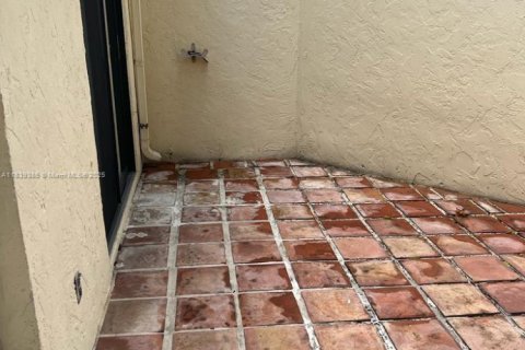 Condominio en alquiler en West Palm Beach, Florida, 1 dormitorio, 58.25 m2 № 2035809 - foto 5