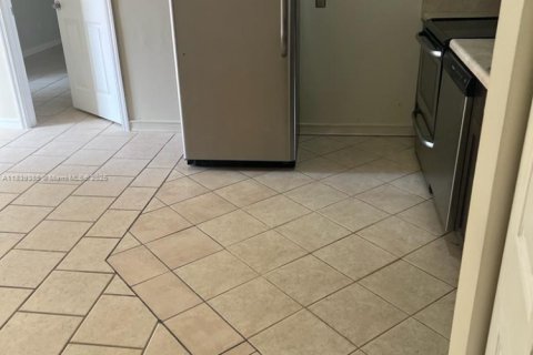 Condominio en alquiler en West Palm Beach, Florida, 1 dormitorio, 58.25 m2 № 2035809 - foto 14