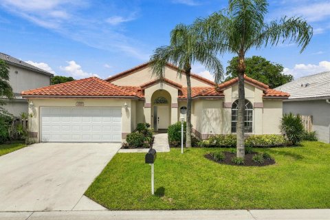 Villa ou maison à West Palm Beach, Floride 3 chambres, 167.97 m2 № 2370135