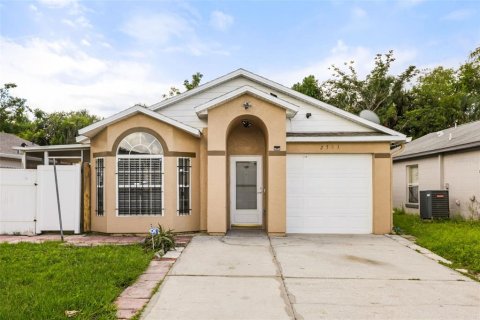 House in Sanford, Florida 3 bedrooms, 102.1 sq.m. № 2341985